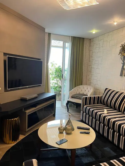 Apartamento com 3 quartos à venda, 125m2 em Centro, Florianopolis - SC - imagem 4 Foto 4 de Apartamento com 3 quartos à venda, 125m2 em Centro, Florianopolis - SC