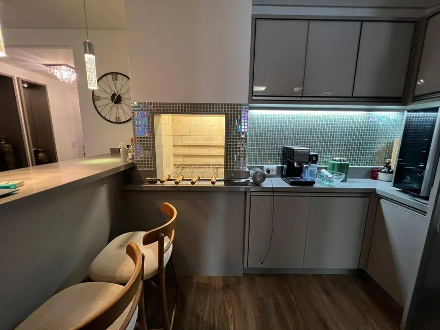 Apartamento com 3 quartos à venda, 125m2 em Centro, Florianopolis - SC - imagem 9 Foto 9 de Apartamento com 3 quartos à venda, 125m2 em Centro, Florianopolis - SC