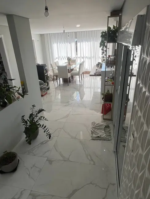 Foto 9 de Casa com 4 quartos à venda, 360m2 em Estreito, Florianopolis - SC