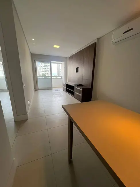 Foto 3 de Apartamento com 2 quartos à venda, 75m2 em Centro, Florianopolis - SC