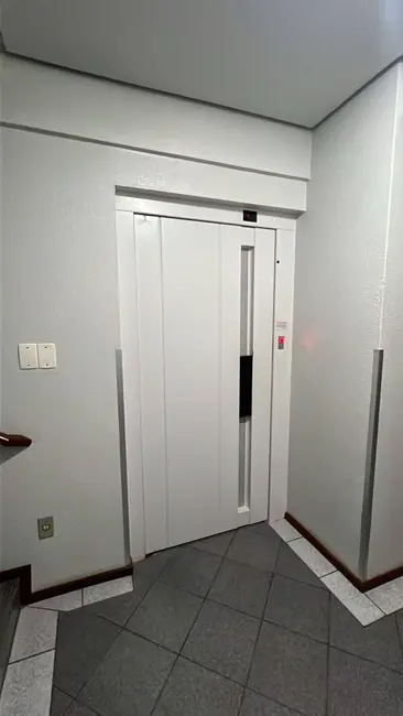 Foto 2 de Apartamento com 2 quartos à venda, 75m2 em Pantanal, Florianopolis - SC