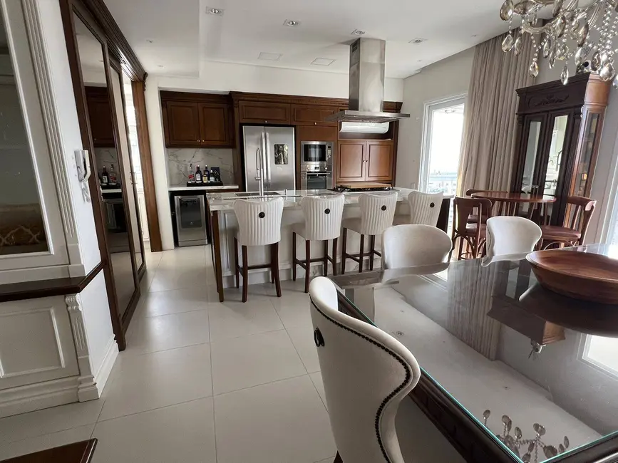 Apartamento à venda, 124m2 em Centro, Florianopolis - SC - imagem 3 Foto 3 de Apartamento à venda, 124m2 em Centro, Florianopolis - SC