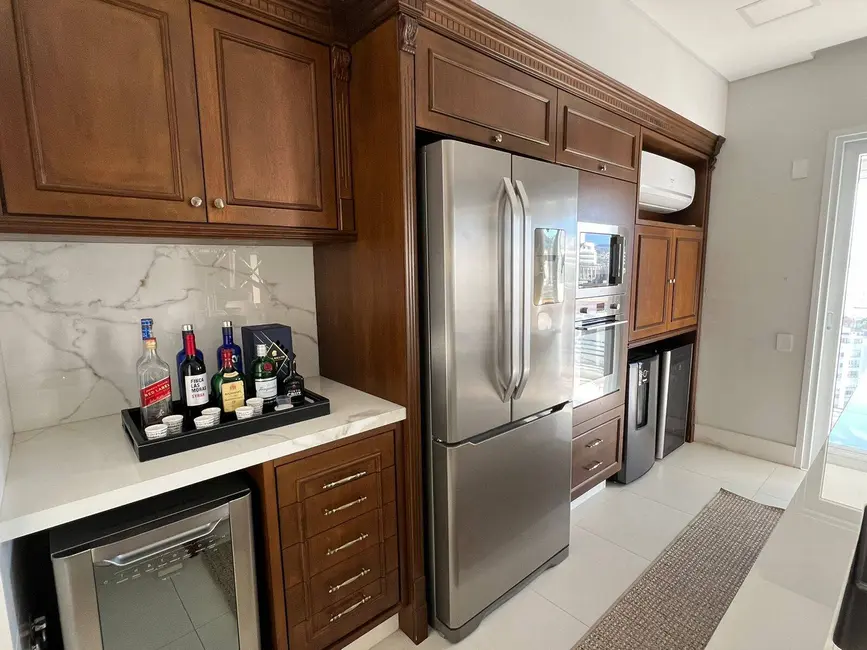 Apartamento à venda, 124m2 em Centro, Florianopolis - SC - imagem 6 Foto 6 de Apartamento à venda, 124m2 em Centro, Florianopolis - SC