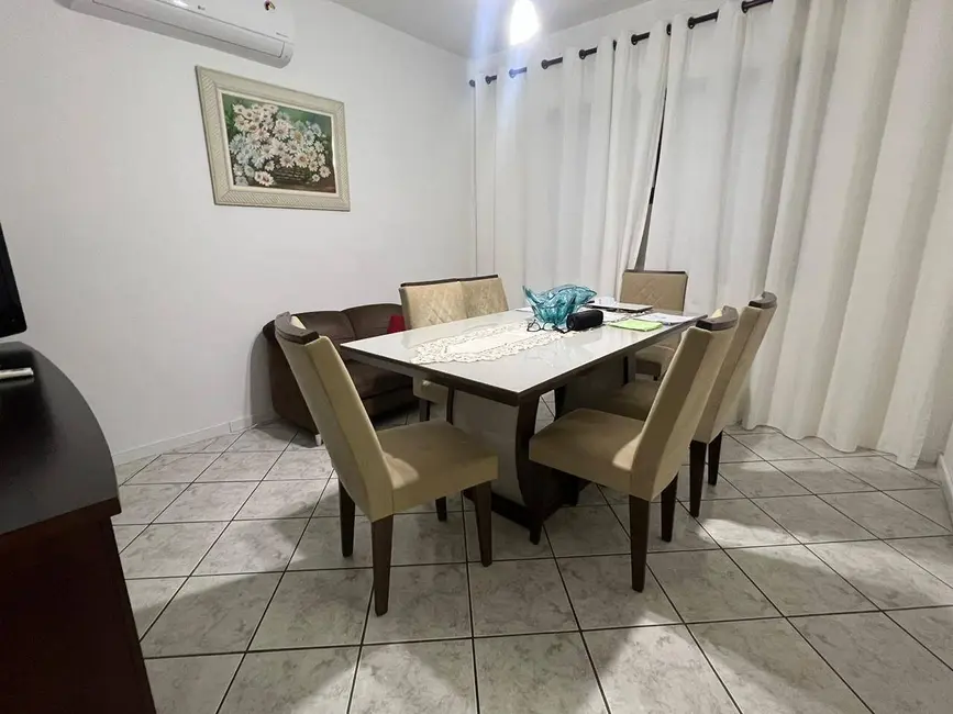 Foto 5 de Casa com 4 quartos à venda, 240m2 em Balneário, Florianopolis - SC