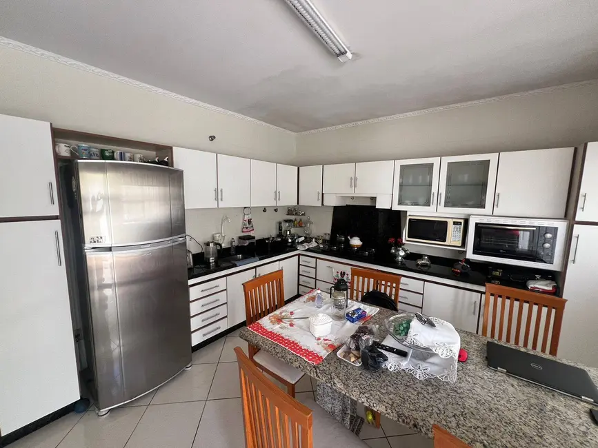 Foto 7 de Casa com 4 quartos à venda, 260m2 em Balneário, Florianopolis - SC