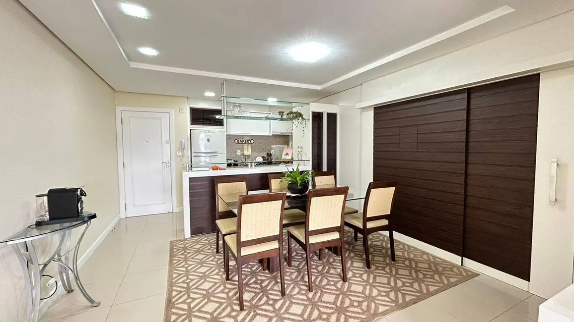 Foto 8 de Apartamento com 3 quartos à venda, 96m2 em Balneário, Florianopolis - SC