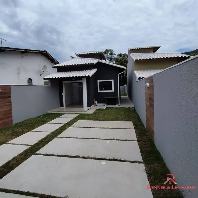 Foto 2 de Casa com 2 quartos à venda, 70m2 em Praia de Itaipuaçu (Itaipuaçu), Marica - RJ