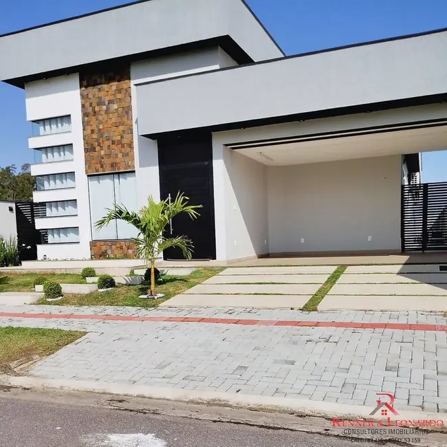 Foto 1 de Casa de Condomínio com 3 quartos à venda, 176m2 em Inoã (Inoã), Marica - RJ