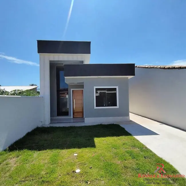Foto 1 de Casa com 2 quartos à venda, 101m2 em Jardim Atlântico Oeste (Itaipuaçu), Marica - RJ