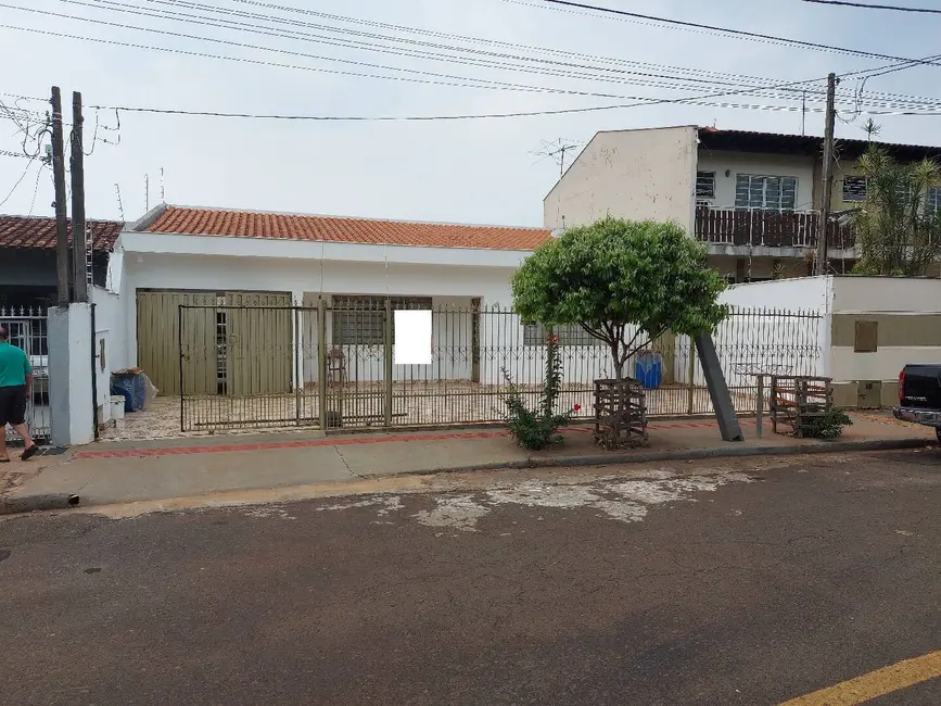 Foto 2 de Casa com 3 quartos à venda, 372m2 em Jardim Adriana I, Londrina - PR