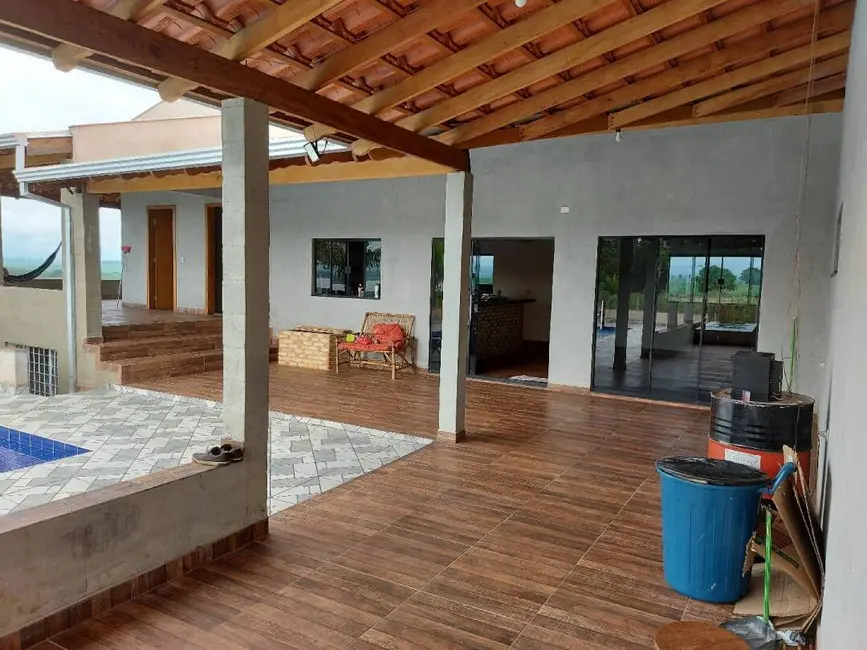 Chácara com 5 quartos à venda, 2100m2 em Sertanopolis - PR - imagem 6 Foto 6 de Chácara com 5 quartos à venda, 2100m2 em Sertanopolis - PR