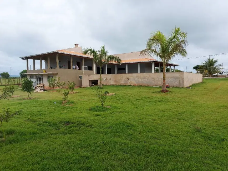 Chácara com 5 quartos à venda, 2100m2 em Sertanopolis - PR - imagem 4 Foto 4 de Chácara com 5 quartos à venda, 2100m2 em Sertanopolis - PR