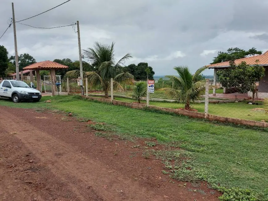 Chácara com 5 quartos à venda, 2100m2 em Sertanopolis - PR - imagem 3 Foto 3 de Chácara com 5 quartos à venda, 2100m2 em Sertanopolis - PR