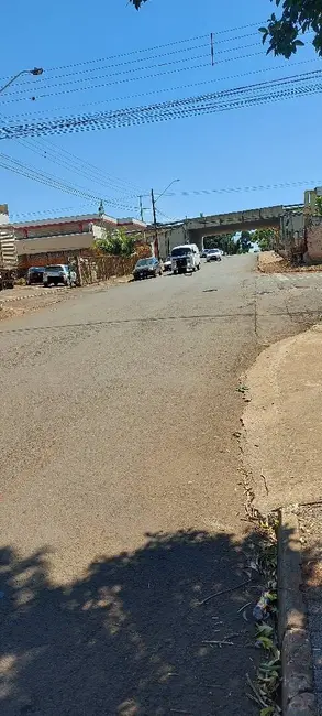 Foto 8 de Casa com 2 quartos à venda, 370m2 em Jardim Silvino, Cambe - PR