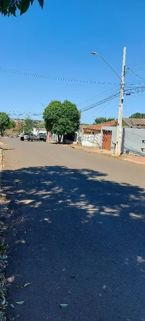 Foto 7 de Casa com 2 quartos à venda, 370m2 em Jardim Silvino, Cambe - PR