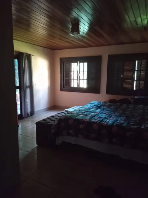 Chácara à venda, 10000m2 em Londrina - PR - imagem 8 Foto 8 de Chácara à venda, 10000m2 em Londrina - PR