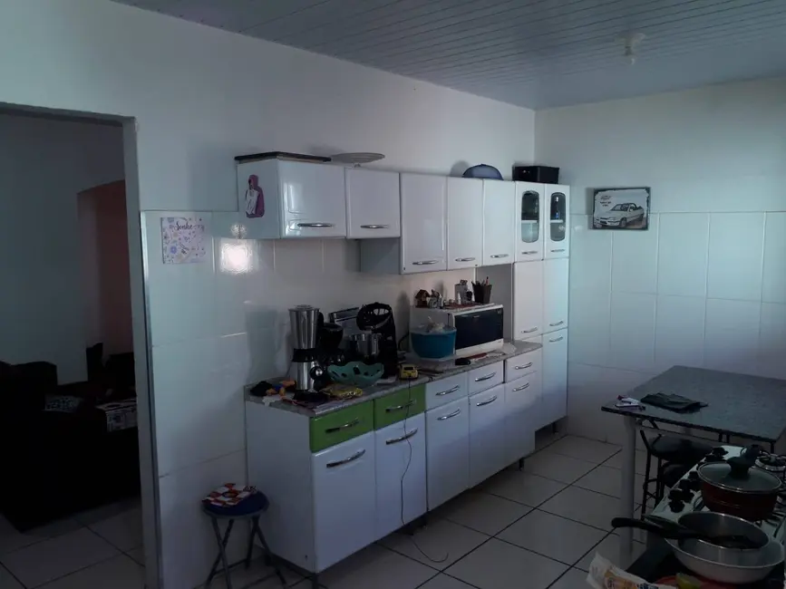 Casa com 2 quartos à venda, 250m2 em São Lourenço, Londrina - PR - imagem 4 Foto 4 de Casa com 2 quartos à venda, 250m2 em São Lourenço, Londrina - PR