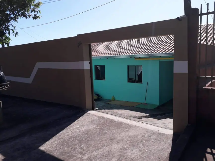 Foto 2 de Casa com 2 quartos à venda, 250m2 em São Lourenço, Londrina - PR