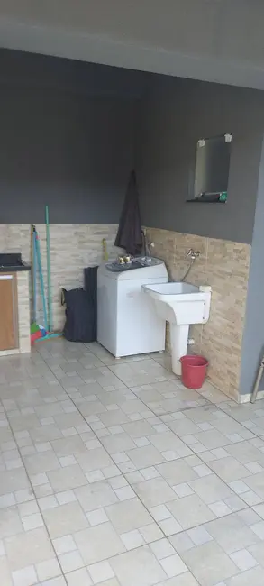 Casa com 3 quartos à venda, 200m2 em Pacaembu, Londrina - PR - imagem 7 Foto 7 de Casa com 3 quartos à venda, 200m2 em Pacaembu, Londrina - PR