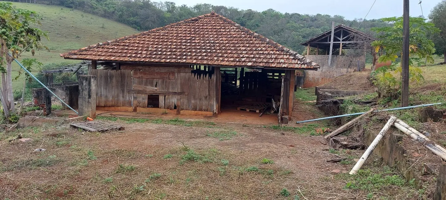 Foto 2 de Chácara à venda, 26000m2 em Londrina - PR