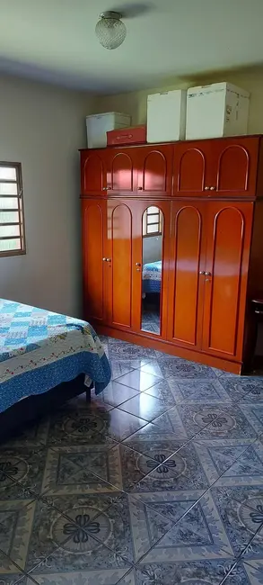 Chácara com 2 quartos à venda, 6000m2 em Londrina - PR - imagem 7 Foto 7 de Chácara com 2 quartos à venda, 6000m2 em Londrina - PR