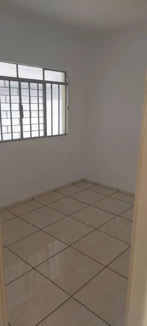 Casa com 3 quartos à venda, 366m2 em Jardim Santo Antônio, Londrina - PR - imagem 6 Foto 6 de Casa com 3 quartos à venda, 366m2 em Jardim Santo Antônio, Londrina - PR