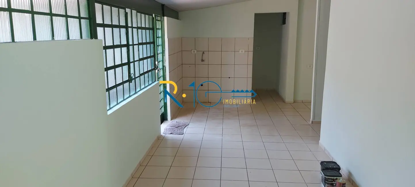 Foto 7 de Casa com 2 quartos à venda, 169m2 em Conjunto Habitacional Flores, Londrina - PR