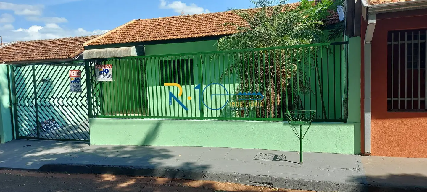 Foto 3 de Casa com 2 quartos à venda, 169m2 em Conjunto Habitacional Flores, Londrina - PR