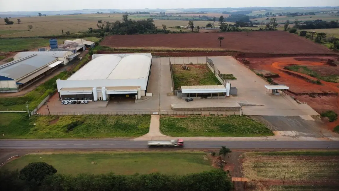 Sala Comercial à venda, 110000m2 em Centro, Arapongas - PR - imagem 3 Foto 3 de Sala Comercial à venda, 110000m2 em Centro, Arapongas - PR