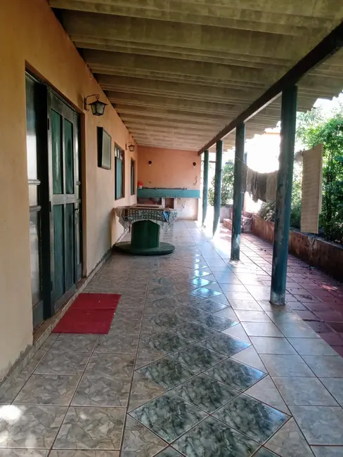 Foto 1 de Chácara com 4 quartos à venda, 5100m2 em Sertaneja - PR