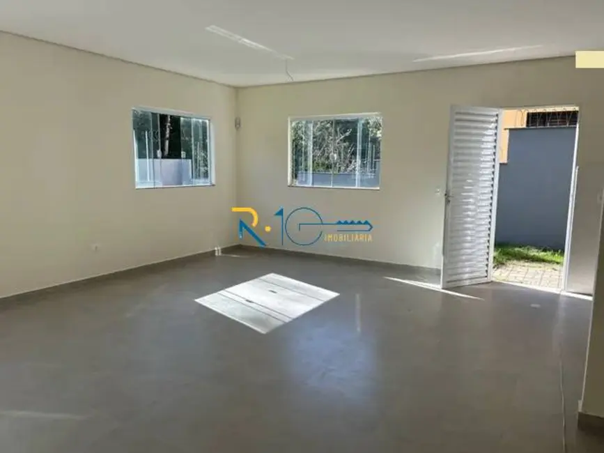 Sobrado com 3 quartos à venda, 205m2 em Jardim Santos Paulo, Londrina - PR - imagem 3 Foto 3 de Sobrado com 3 quartos à venda, 205m2 em Jardim Santos Paulo, Londrina - PR