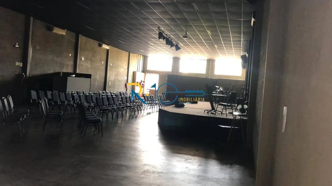 Foto 2 de Sala Comercial à venda, 750m2 em Santos Dumont, Londrina - PR