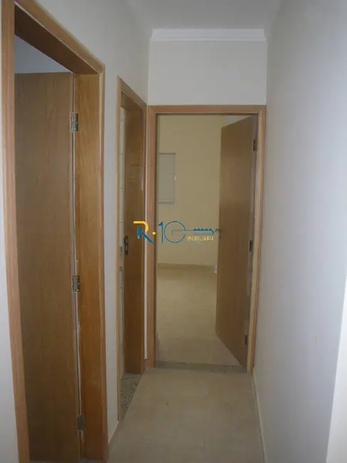 Casa com 3 quartos à venda, 150m2 em Loteamento Chamonix, Londrina - PR - imagem 6 Foto 6 de Casa com 3 quartos à venda, 150m2 em Loteamento Chamonix, Londrina - PR