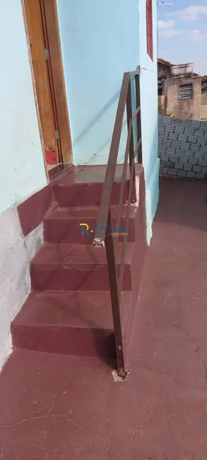 Casa com 2 quartos à venda, 265m2 em São Lourenço, Londrina - PR - imagem 4 Foto 4 de Casa com 2 quartos à venda, 265m2 em São Lourenço, Londrina - PR