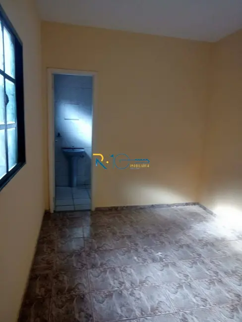 Casa com 3 quartos à venda, 250m2 em Jardim Vale Azul, Londrina - PR - imagem 3 Foto 3 de Casa com 3 quartos à venda, 250m2 em Jardim Vale Azul, Londrina - PR