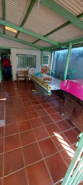 Casa com 3 quartos à venda, 300m2 em Novo Antares, Londrina - PR - imagem 3 Foto 3 de Casa com 3 quartos à venda, 300m2 em Novo Antares, Londrina - PR