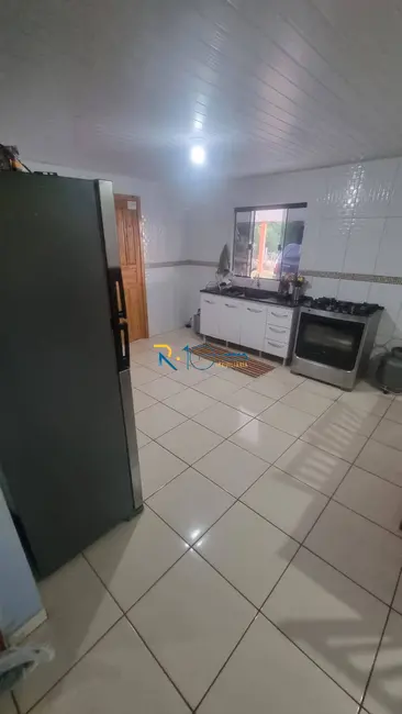 Chácara com 4 quartos à venda, 2454m2 em Londrina - PR - imagem 9 Foto 9 de Chácara com 4 quartos à venda, 2454m2 em Londrina - PR