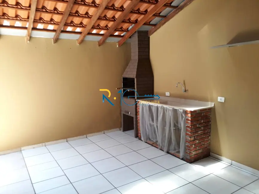 Casa com 2 quartos à venda, 125m2 em Residencial Loris Sahyun, Londrina - PR - imagem 6 Foto 6 de Casa com 2 quartos à venda, 125m2 em Residencial Loris Sahyun, Londrina - PR