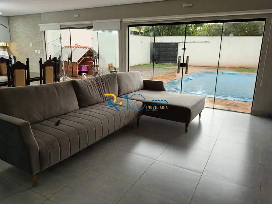 Foto 5 de Casa com 3 quartos à venda, 300m2 em Jardim São Paulo, Cambe - PR