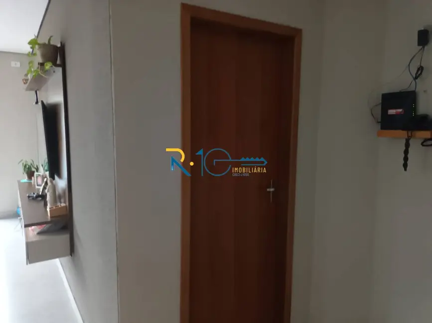 Foto 4 de Casa com 3 quartos à venda, 300m2 em Jardim São Paulo, Cambe - PR