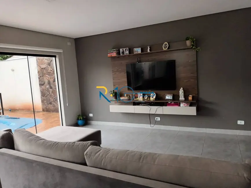 Foto 6 de Casa com 3 quartos à venda, 300m2 em Jardim São Paulo, Cambe - PR