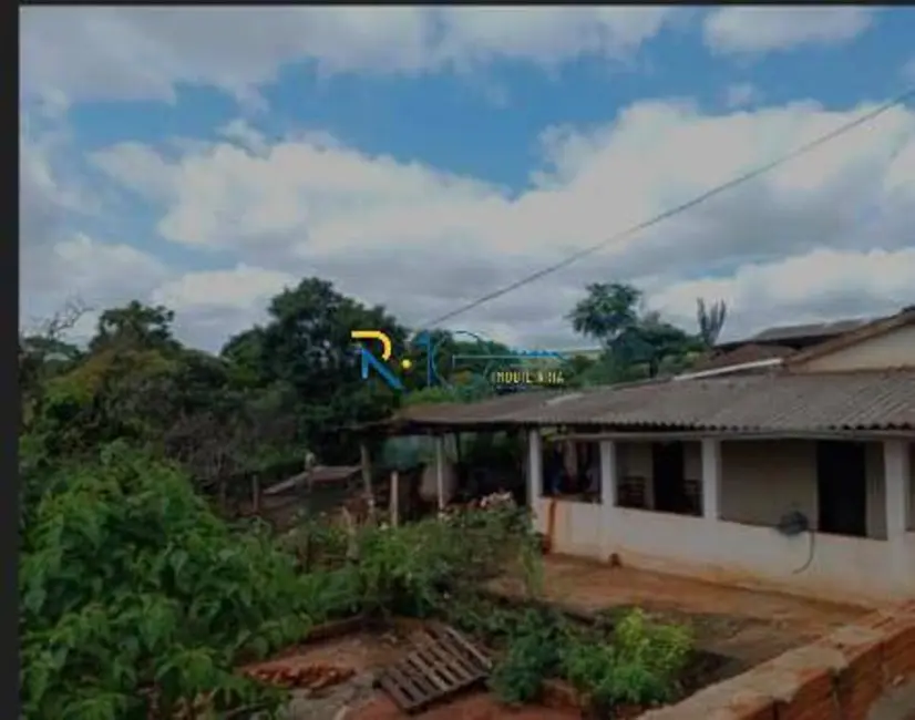Casa à venda em Londrina - PR - imagem 5 Foto 5 de Casa à venda em Londrina - PR