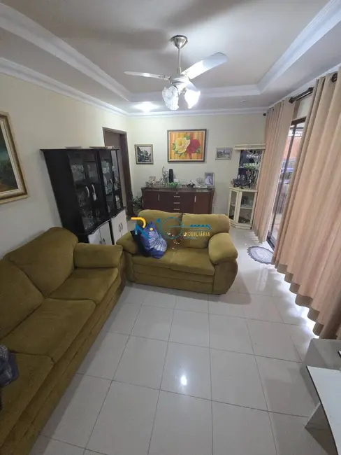 Sala Comercial à venda, 250m2 em Petrópolis, Londrina - PR - imagem 7 Foto 7 de Sala Comercial à venda, 250m2 em Petrópolis, Londrina - PR