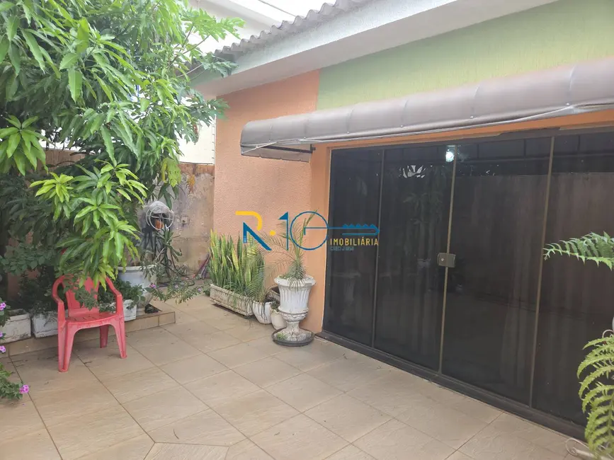 Sala Comercial à venda, 250m2 em Petrópolis, Londrina - PR - imagem 3 Foto 3 de Sala Comercial à venda, 250m2 em Petrópolis, Londrina - PR