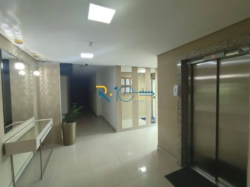 Apartamento com 2 quartos à venda, 48m2 em Conjunto Habitacional Doutor Farid Libos, Londrina - PR - imagem 8 Foto 8 de Apartamento com 2 quartos à venda, 48m2 em Conjunto Habitacional Doutor Farid Libos, Londrina - PR