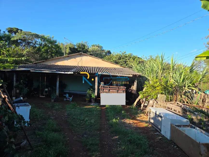 Foto 2 de Chácara com 4 quartos à venda, 350m2 em Londrina - PR