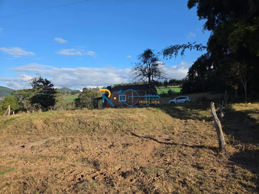 Sítio / Rancho com 2 quartos à venda em Tamarana - PR - imagem 3 Foto 3 de Sítio / Rancho com 2 quartos à venda em Tamarana - PR