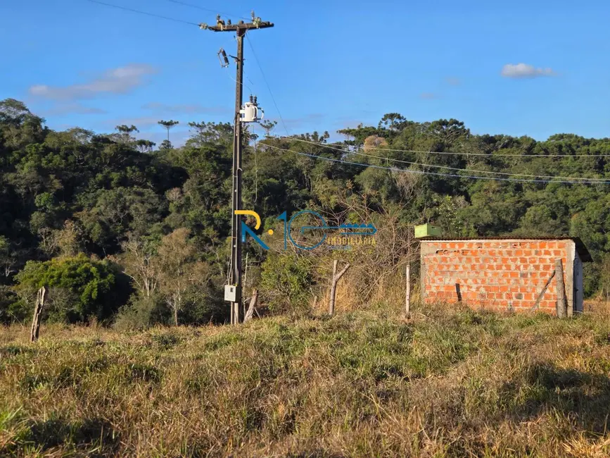 Sítio / Rancho com 2 quartos à venda em Tamarana - PR - imagem 4 Foto 4 de Sítio / Rancho com 2 quartos à venda em Tamarana - PR
