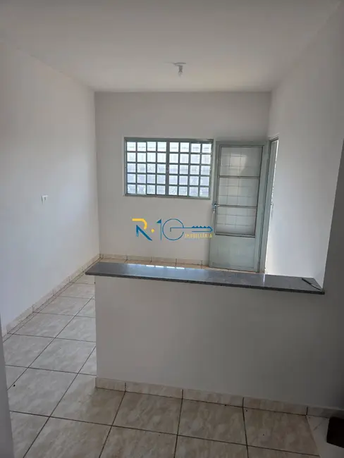 Casa com 2 quartos à venda, 200m2 em Jardim Nova Esperança, Londrina - PR - imagem 7 Foto 7 de Casa com 2 quartos à venda, 200m2 em Jardim Nova Esperança, Londrina - PR