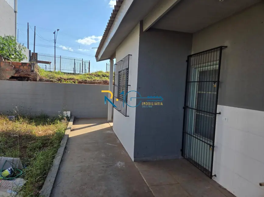 Casa com 2 quartos à venda, 200m2 em Jardim Nova Esperança, Londrina - PR - imagem 5 Foto 5 de Casa com 2 quartos à venda, 200m2 em Jardim Nova Esperança, Londrina - PR